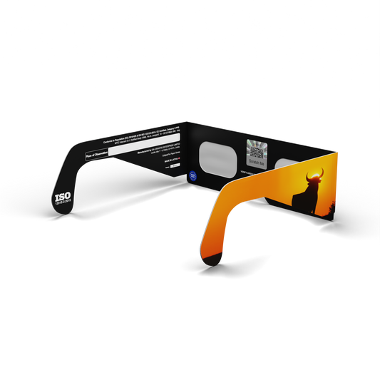 Bull solar eclipse glasses - 135° angle (transparent background)